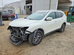 Nissan Rogue 2.5L 4 2016