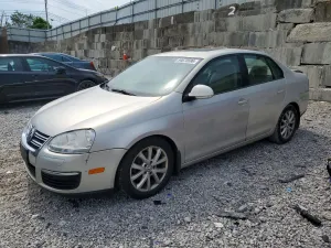 Volkswagen Jetta 2.5L 5 2010