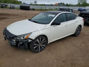 Nissan Altima 2.5L 4 2020