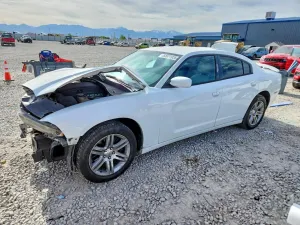 Dodge Charger 5.7L 8 2011