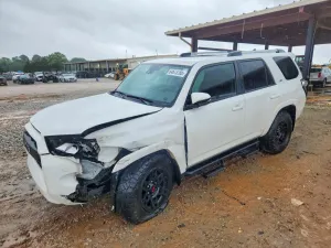 Toyota 4Runner 4.0L 6 2023
