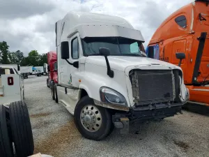 Freightliner Cascadia 14.8L 6 2015