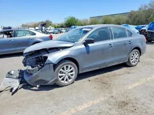 Volkswagen Jetta 1.8L 4 2015
