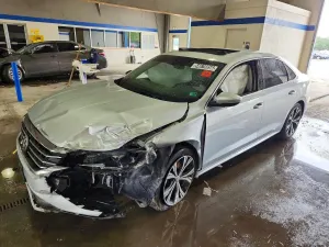 Volkswagen Passat 2.0L 4 2021