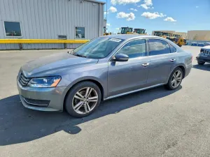 Volkswagen Passat 1.8L 4 2014