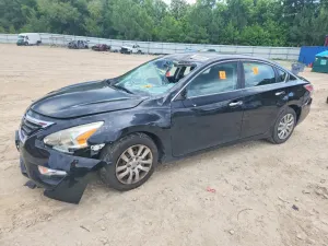 Nissan Altima 2.5L 4 2015