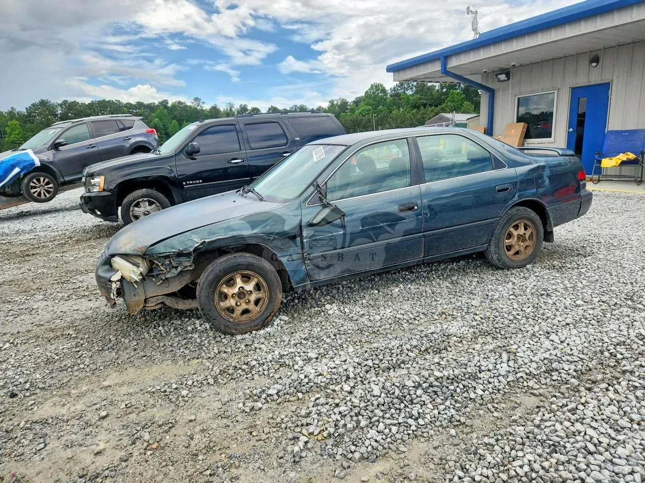 Toyota Camry 2.2L 4 1997