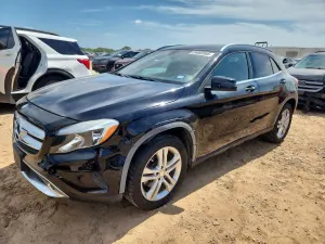 Mercedes-Benz GLA 2.0L 4 2015