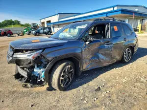 Subaru Forester 2.5L 4 2025