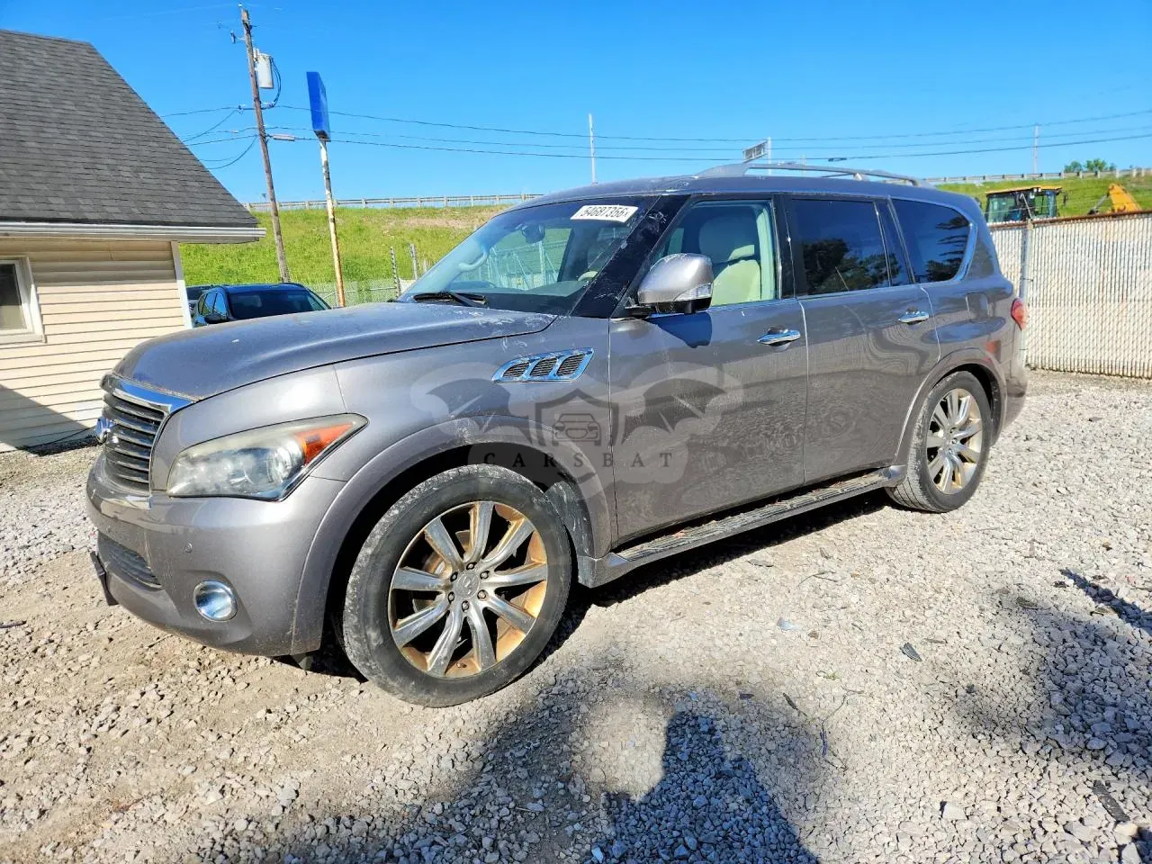 Infiniti QX56 5.6L 8 2013