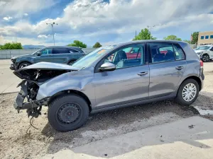 Volkswagen Golf 2.5L 5 2012