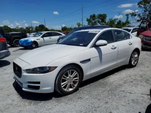 Jaguar XE 2.0L 4 2017