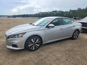 Nissan Altima 2.5L 4 2021