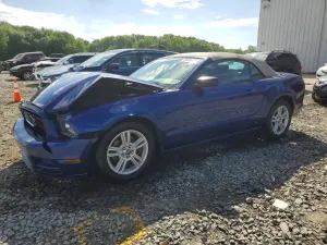 Ford Mustang 3.7L 6 2014