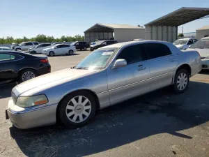 Lincoln Town Car 4.6L 8 2003