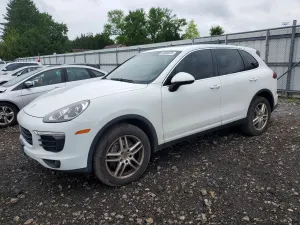 Porsche Cayenne 3.6L 6 2016