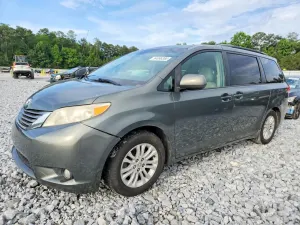 Toyota Sienna 3.5L 6 2014