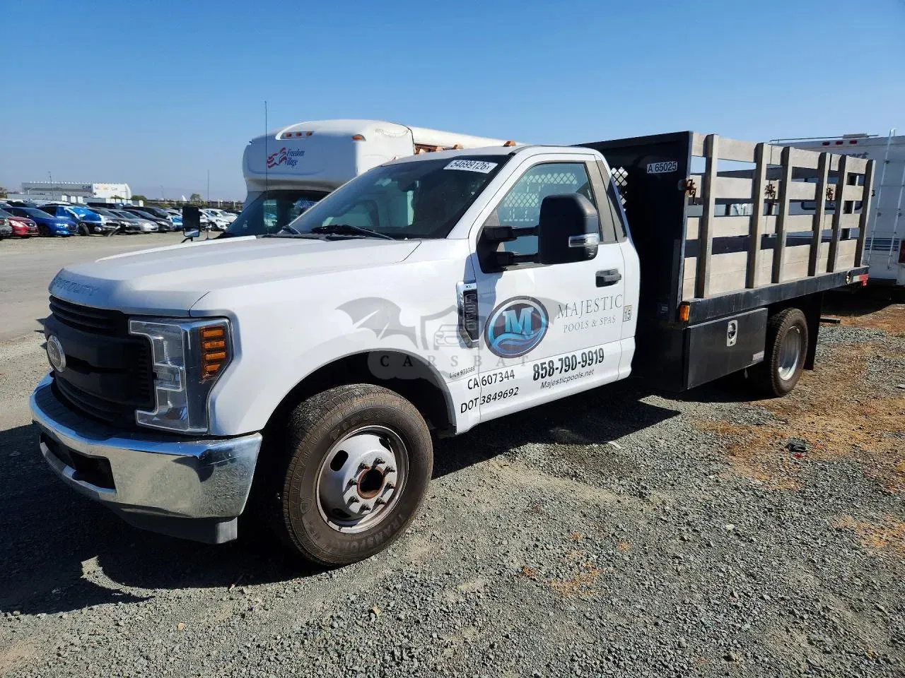 Ford F-350 6.2L 8 2018