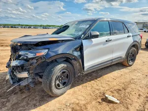 Ford Explorer 3.3L 6 2022