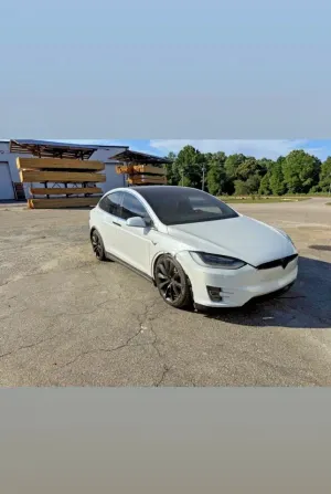 Tesla Model X 2018