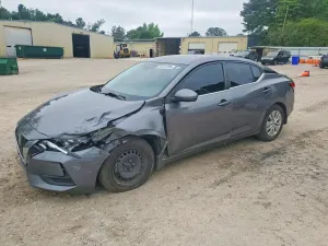 Nissan Sentra 2.0L 4 2023