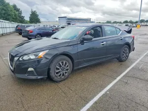 Nissan Altima 2.5L 4 2020