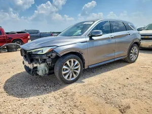 Infiniti QX50 2.0L 4 2020