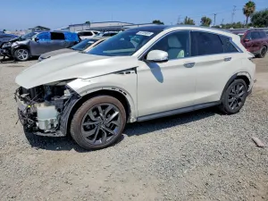 Infiniti QX50 2.0L 4 2019