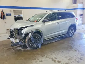 Toyota Highlander 3.5L 6 2018