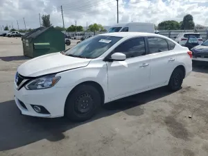 Nissan Sentra S 1.8L 4 2016