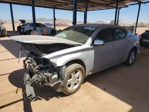 Dodge Avenger 2.4L 4 2011