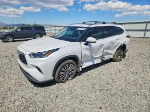 Toyota Highlander 2.4L 4 2024