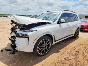 BMW X7 3.0L 6 2026