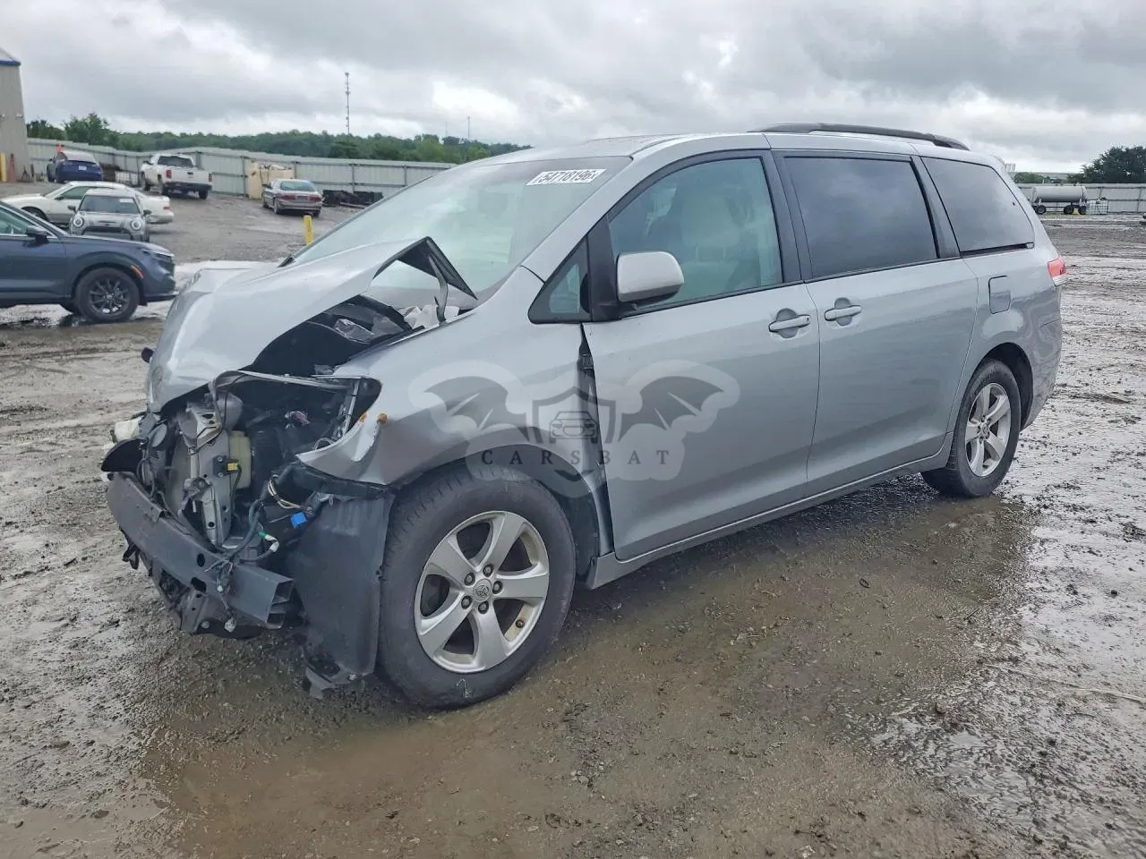 Toyota Sienna 3.5L 6 2013