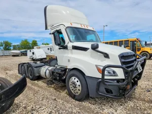 Freightliner Cascadia 12.8L 6 2025