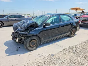 Volkswagen Jetta 2.0L 4 2014