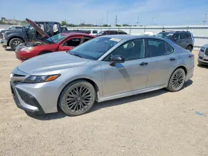 Toyota Camry 2.5L 4 2021