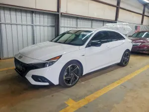 Hyundai Elantra 1.6L 4 2023