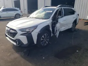 Subaru Outback 2.4L 4 2025