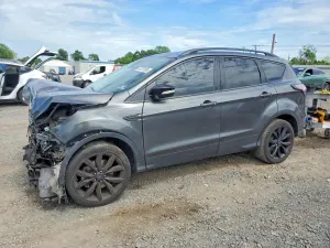 Ford Escape 2.0L 4 2017