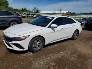 Hyundai Elantra 2.0L 4 2024
