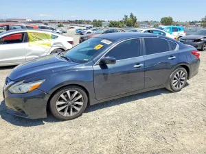 Nissan Altima 2.5L 4 2017