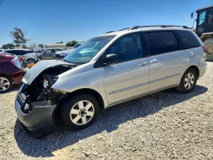 Toyota Sienna 3.3L 6 2005