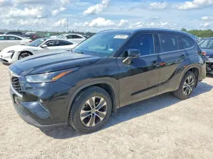 Toyota Highlander 3.5L 6 2021