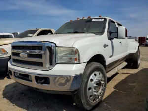 Ford F-350 6.0L 8 2006