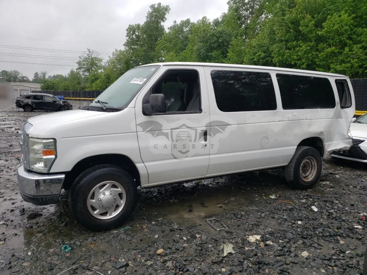 Ford Econoline E350 SUPER DUTY WAGON 5.4L 8 2011