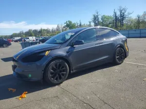 Tesla Model X 2022