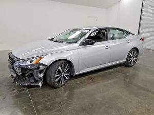 Nissan Altima 2.5L 4 2021