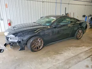 Ford Mustang 5.0L 8 2026