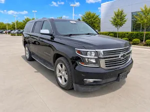 Chevrolet Suburban 5.3L 8 2016